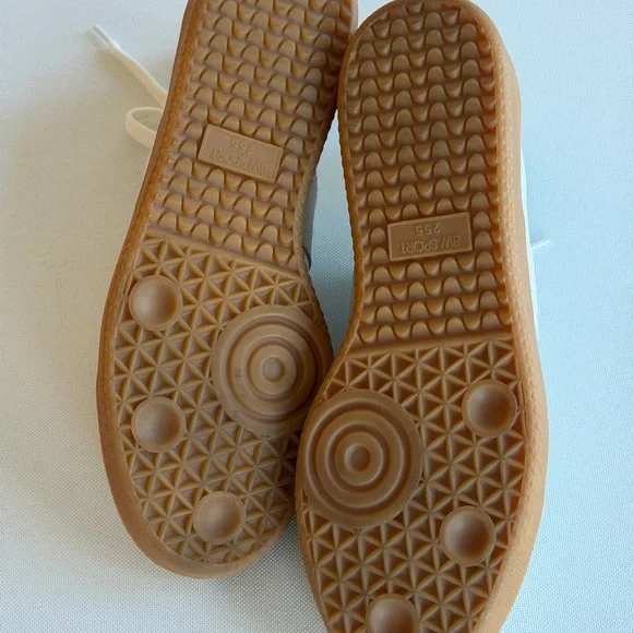 Faherty Novesta Gat - Picture 7 of 8